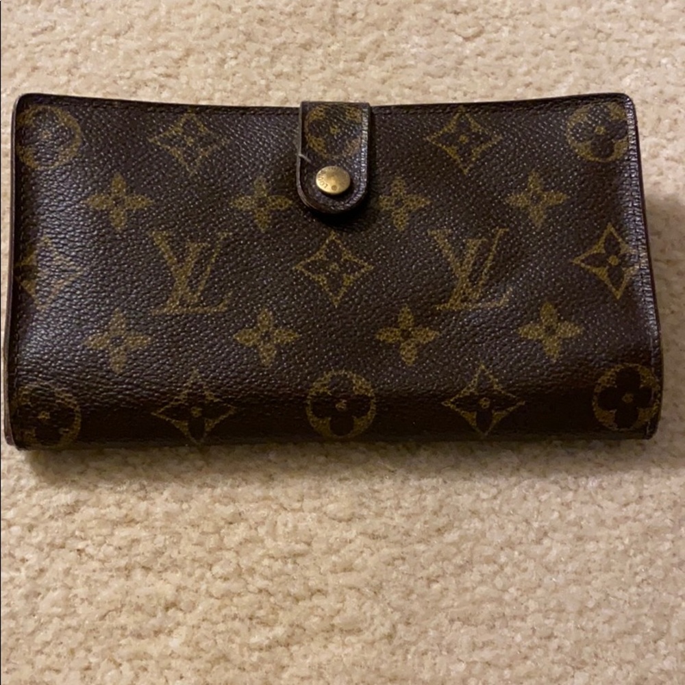 Monogram Louis Vuitton Kisslock Wallet
